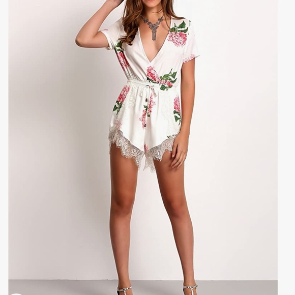 Pants - Floral Lace Romper